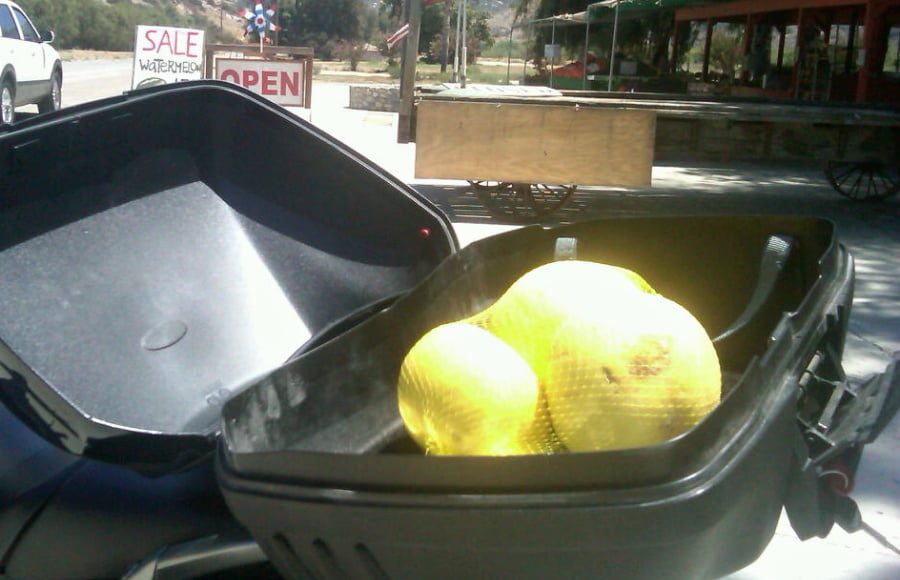 Wyprawy motocyklowe: jak się nie zatruć