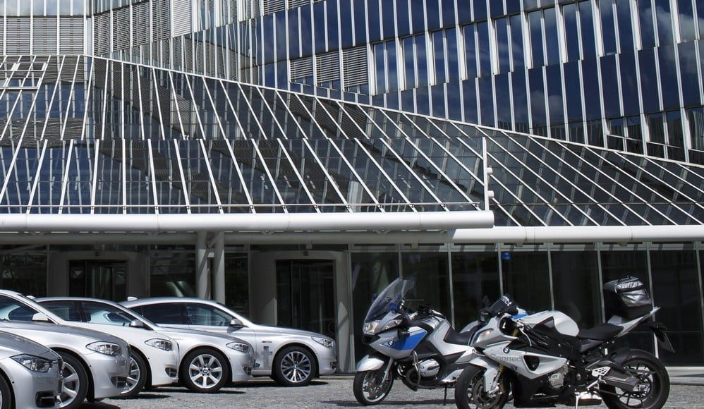 W programie simTD uczestniczyło  motocykli i samochodów