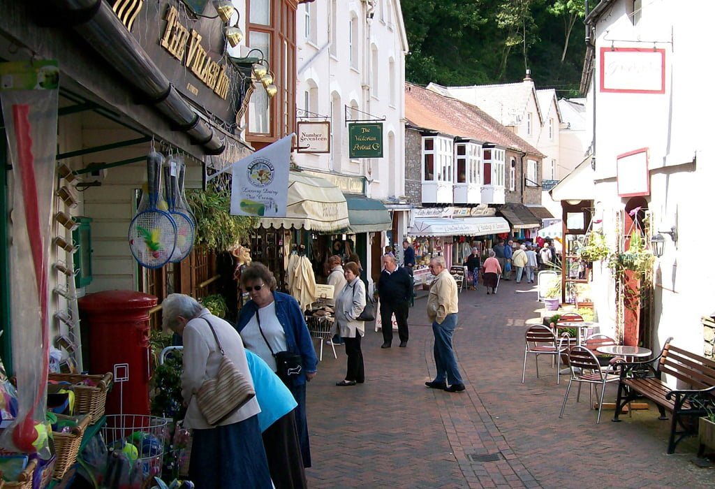 W niekt&oacute;rych miescach warto zatrzymać się na dłużej