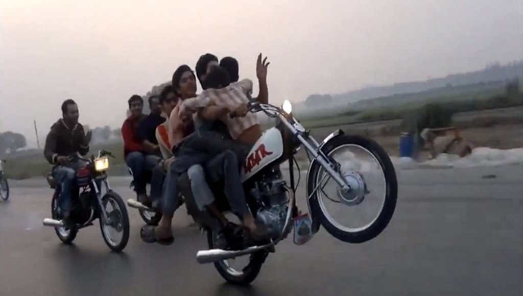 Wheelie w pięć osób