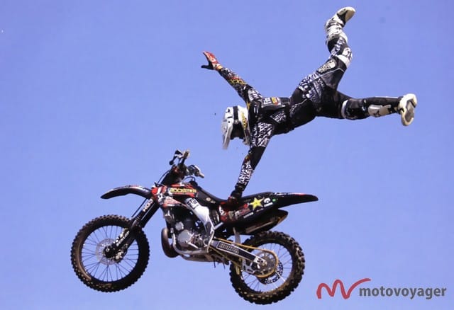 Motocykl-to-potężna-dawka-emocji