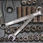 Twojemu motocyklowi należy się komplet dobrych narzędzi