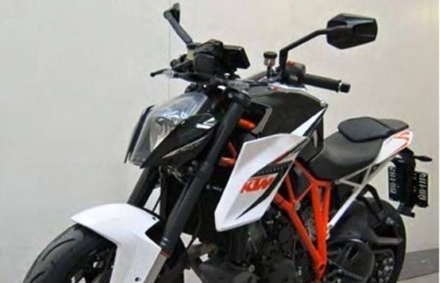 KTM  Super Duke R