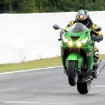 Kupowanie zbyt dużego lub zbyt mocnego motocykla to błąd