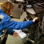 Podróż z pasażerem wymaga zmiany ustawień motocykla