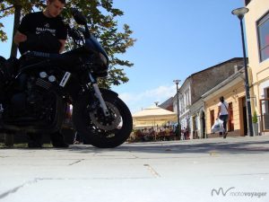 Rumunia. Jak dwa Fazery owce przepędzały