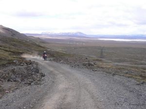 Islandia. Białe noce wśr&oacute;d gejzer&oacute;w