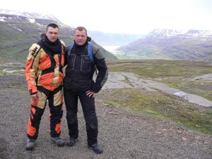 Islandia. Białe noce wśr&oacute;d gejzer&oacute;w