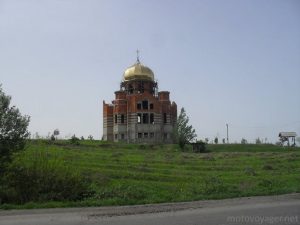 Wyprawa motocyklem w ukraińskie Karpaty. Samotne asfaltowe enduro