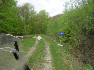 Wyprawa motocyklem w ukraińskie Karpaty. Samotne asfaltowe enduro