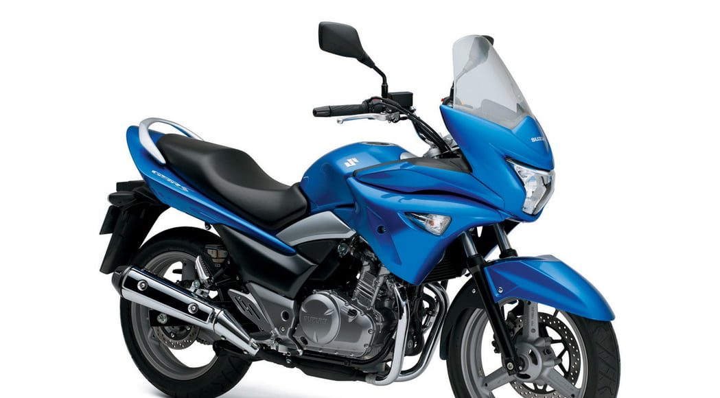 Suzuki GSR  R