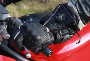 Rękawice Knox Zero. Turystyczne pancerniki [TESTY]