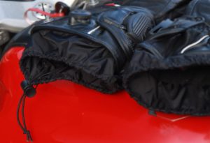 Rękawice Knox Zero. Turystyczne pancerniki [TESTY]