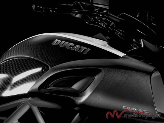 Nowy Diavel (8)