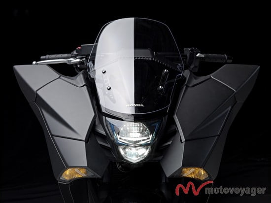 Honda NM4Vultus (8)