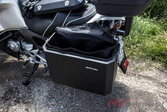Dopasowane tekstylne torby ułatwiają pakowanie Kufry MOTO-letko(4)