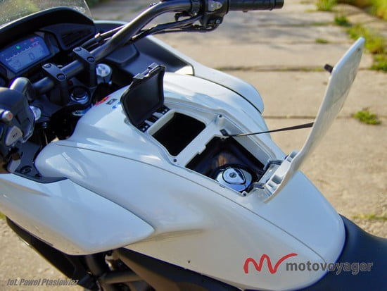 Honda CTX700 (16)