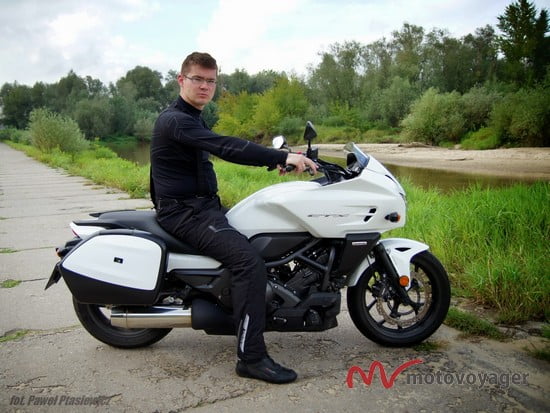 Honda CTX700 (7)