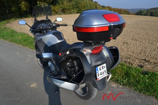 Honda NT700 Deauville (12)