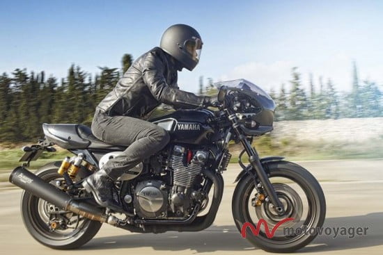 2015 Yamaha XJR1300 (11)
