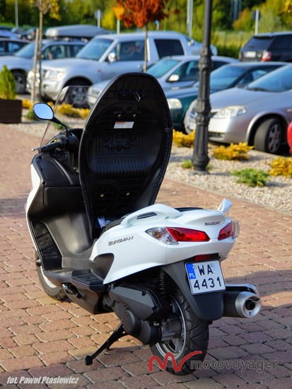 Burgman 125 (1)