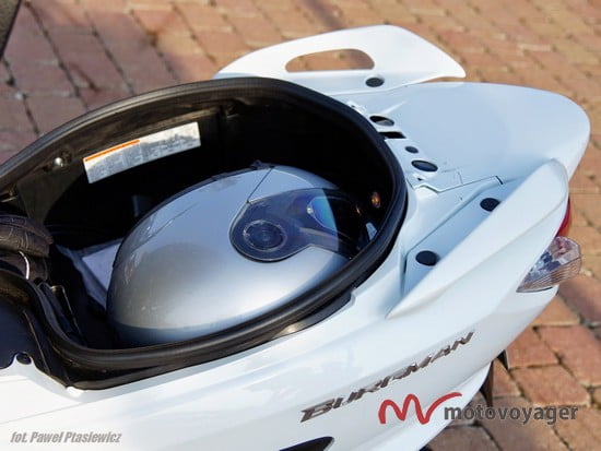 Burgman 125 (2)