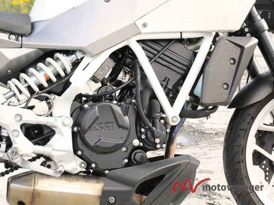 GD250 EXIV (8)