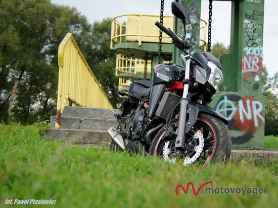 Junak 650NK (34)