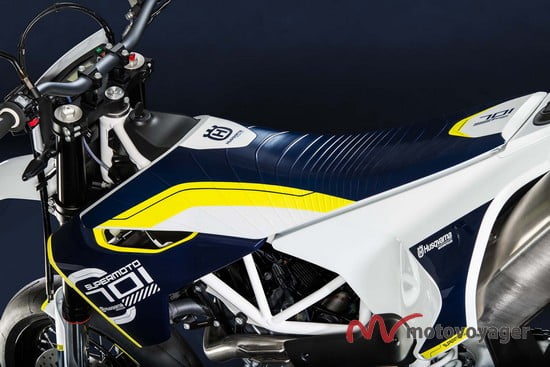 Husqvarna 701 Supermoto (3)