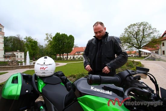 Kawasaki Z1000SX (1)