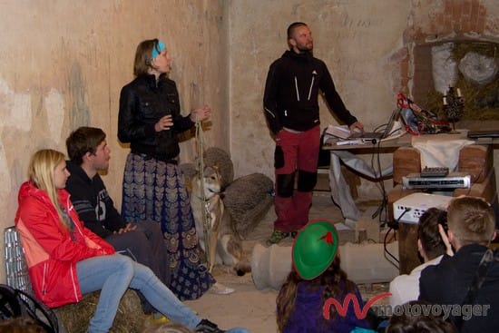 Podr&oacute;żni (16)