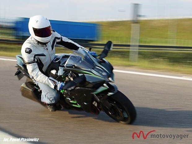Kawasaki Ninja H2 (3)
