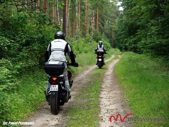 Versys Vs V-Strom (14)