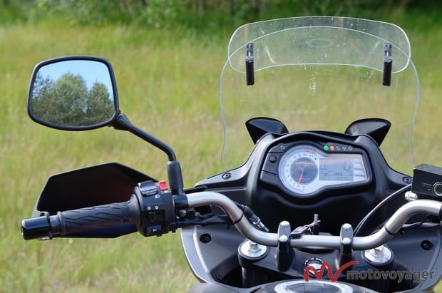 Suzuki VStrom 650 XT(27)