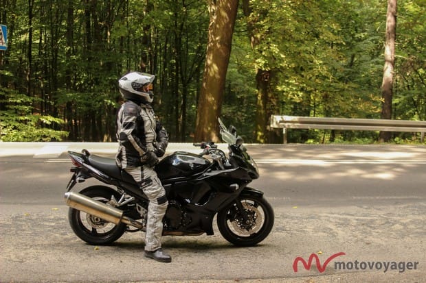 Suzuki GSX1250FA (18)