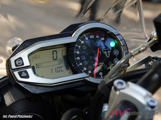 Triumph Tiger 800 (18)