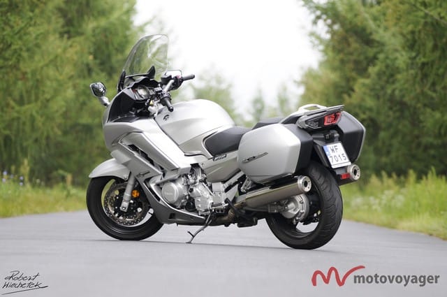 Yamaha FJR1300 2016 (1)