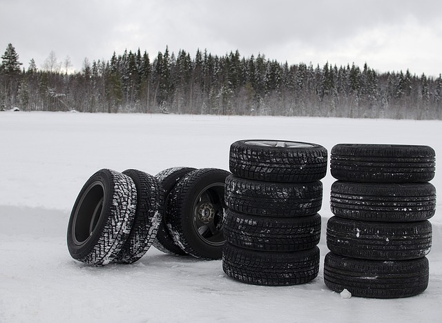 winter-tyres-1242170_640