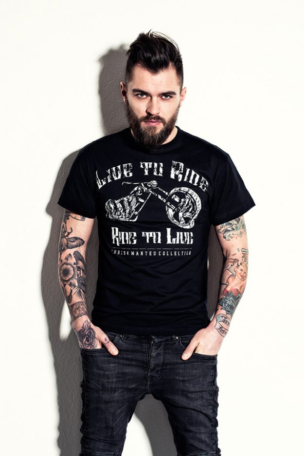 Jak w drugiej sk&oacute;rze. Koszulki na długie trasy