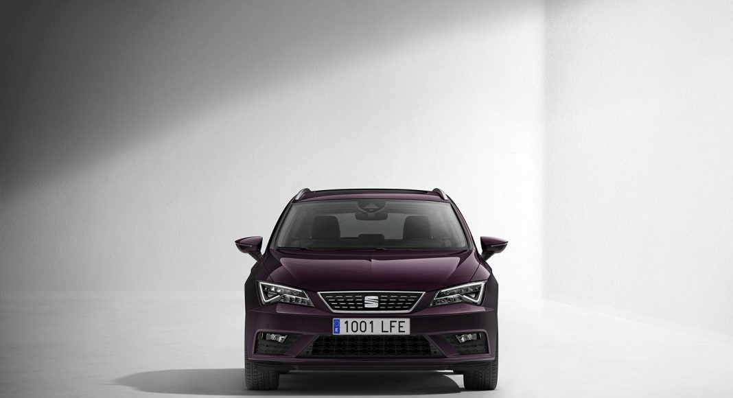 nowy seat leon main