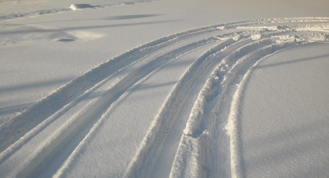 tire tracks