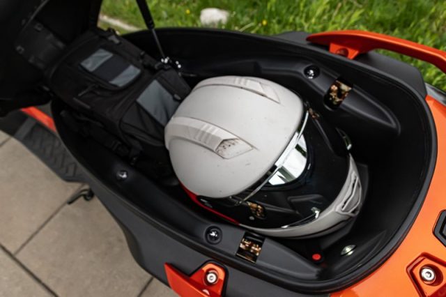 Ku przygodzie &ndash; nowy Kymco DT X125 [dane techniczne, opis, opinia, recenzja, test, cena]