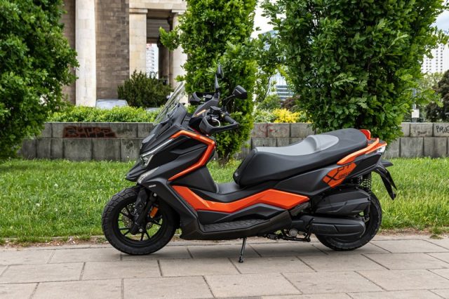 Ku przygodzie &ndash; nowy Kymco DT X125 [dane techniczne, opis, opinia, recenzja, test, cena]
