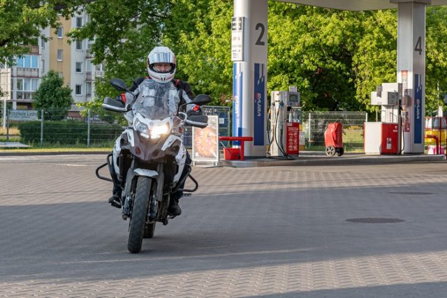 Test drogowy Benelli TRK502X, czyli ile pali ten adventur? [test, recenzja, spalanie, opinia]