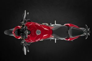 MY DUCATI STREETFIGHER V S  UC Mid