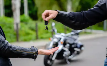 Sprzedaż motocykla a jazda próbna