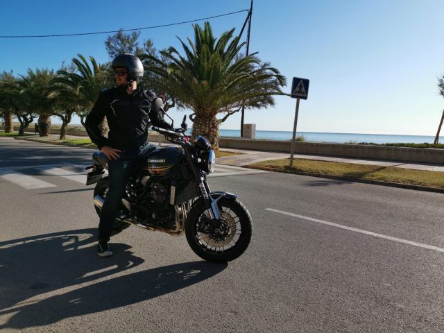 Kawasaki Z900RS 2019 – nowoczesny klasyk z ostrym pazurem [TEST]
