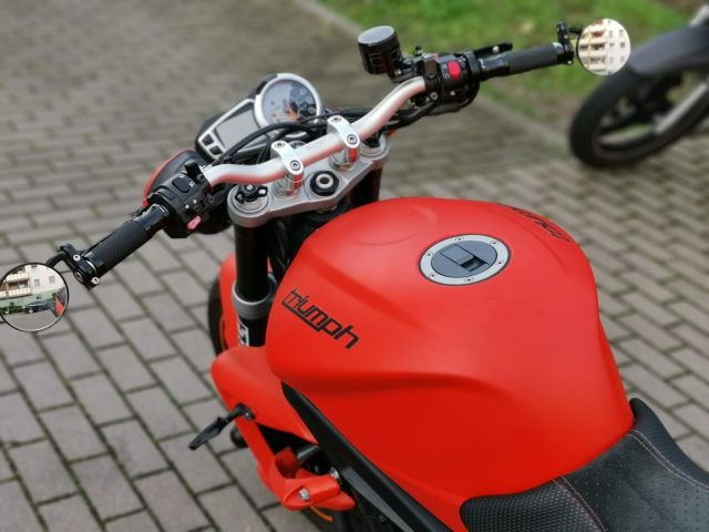 Triumph Street Triple 675 R
