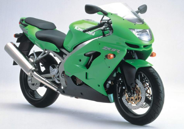Kawasaki ZX9R z 1998 roku