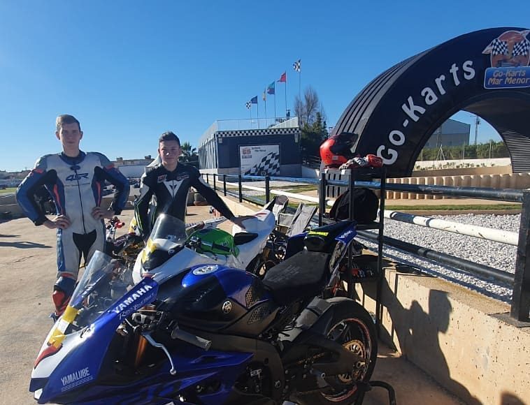 michałbudziachbudziaszekkamilkrzemieńmotocykleyamahartor